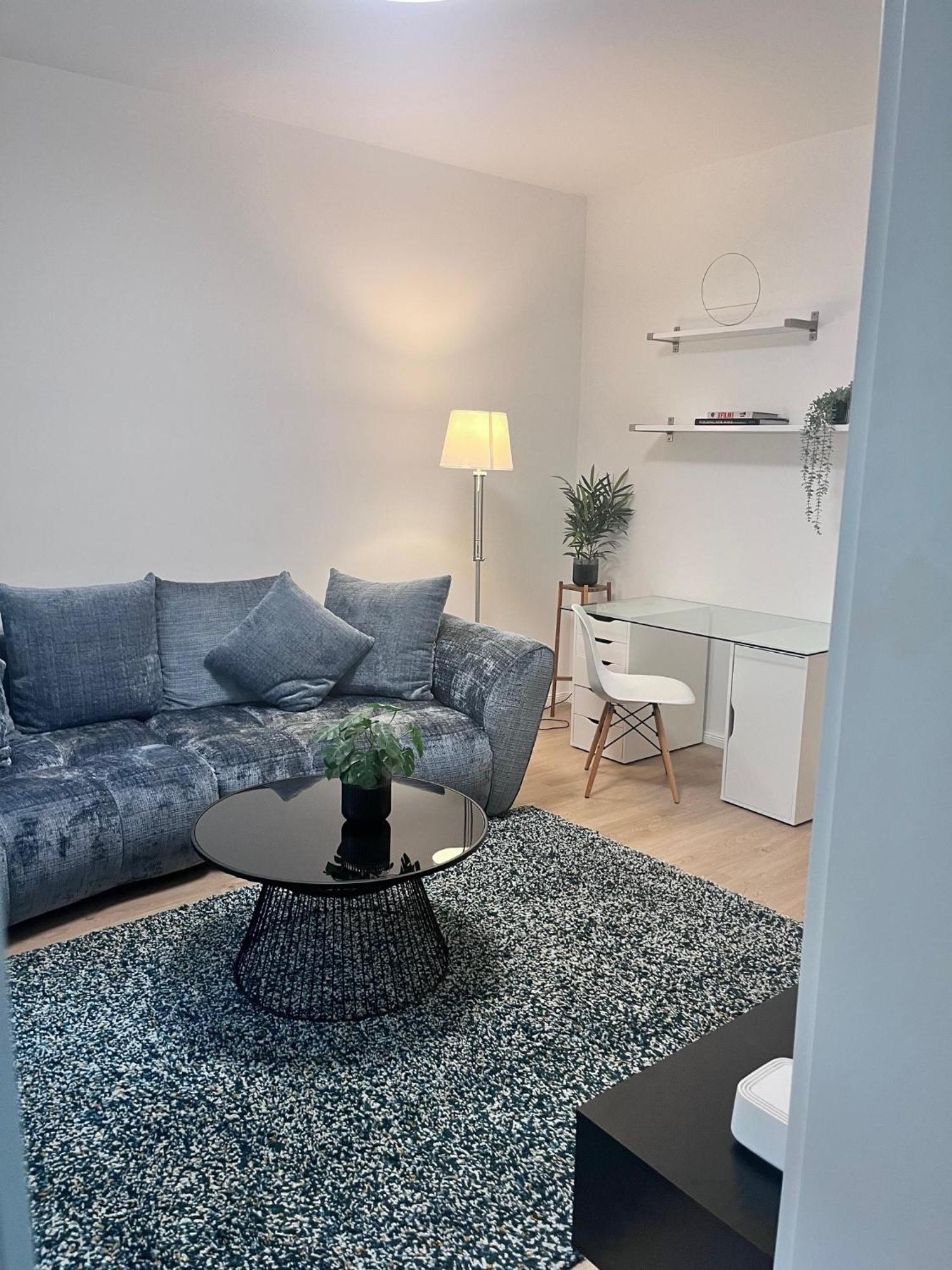 Raum2Go - No1 Modernes Ruhiges 2-Schlafzimmer Apartment City & Park Wiesbaden Luaran gambar