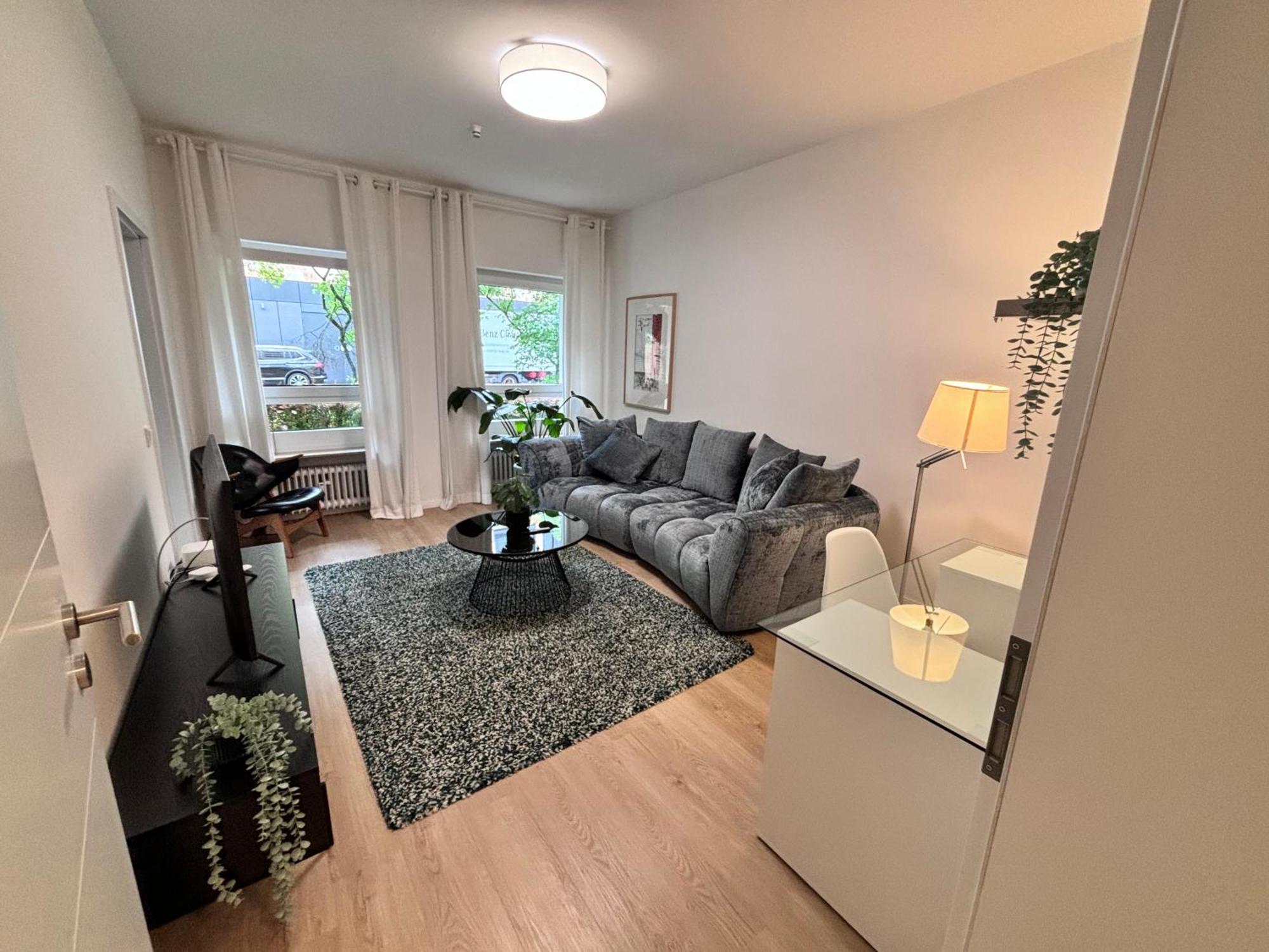 Raum2Go - No1 Modernes Ruhiges 2-Schlafzimmer Apartment City & Park Wiesbaden Luaran gambar